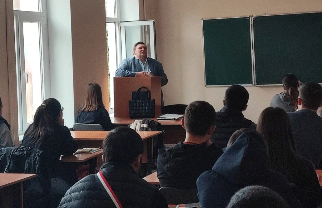 В ВКУ состоялась встреча адвоката Рассказова М.Ю. со студентами